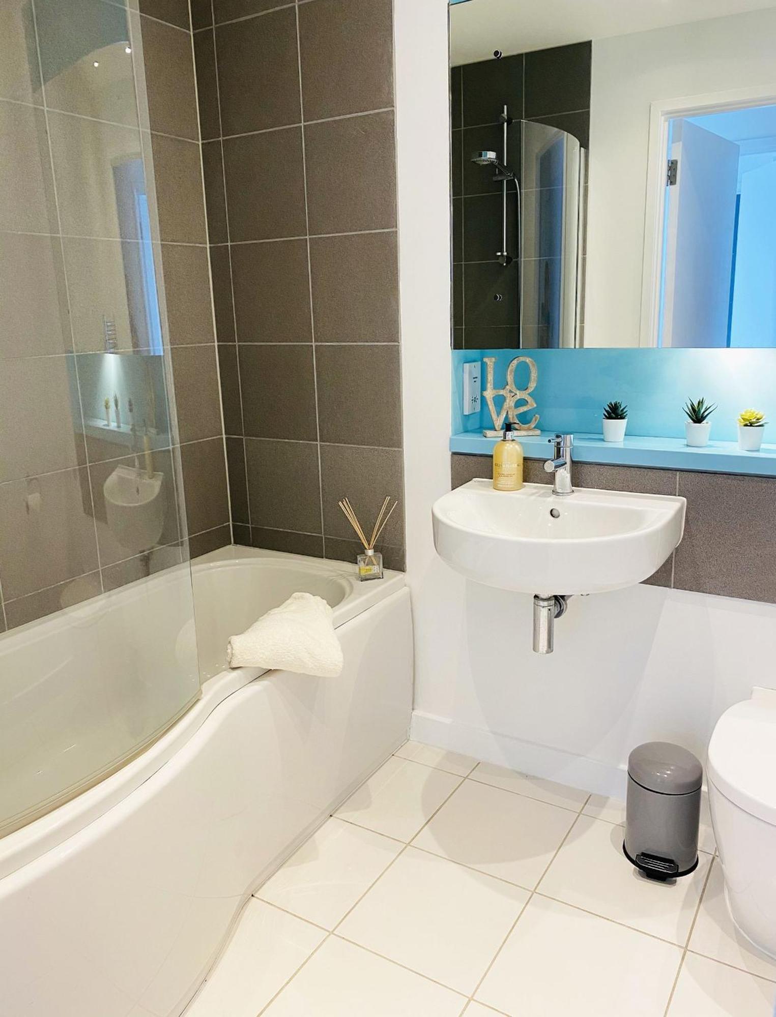 Little Lotus Pentire Holiday home
